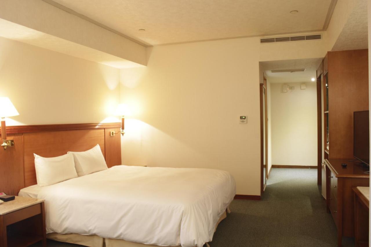 Hotel Avenue Χσιντσού Εξωτερικό φωτογραφία