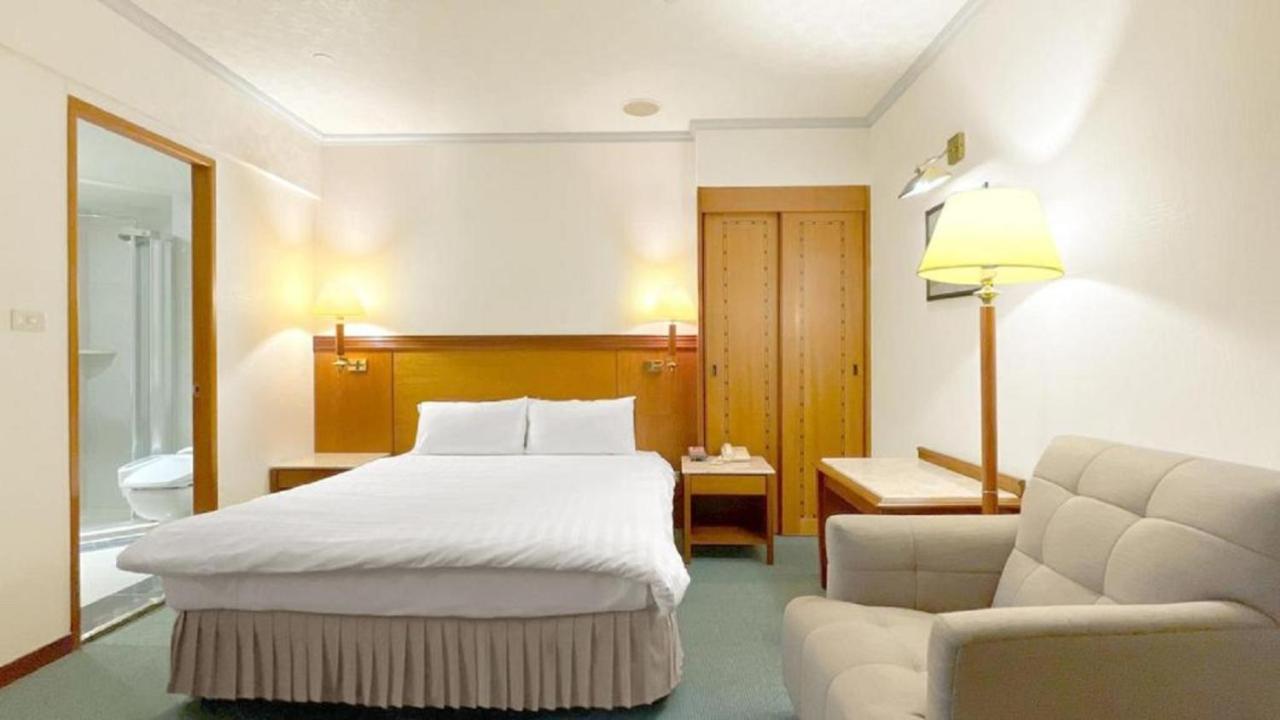 Hotel Avenue Χσιντσού Εξωτερικό φωτογραφία
